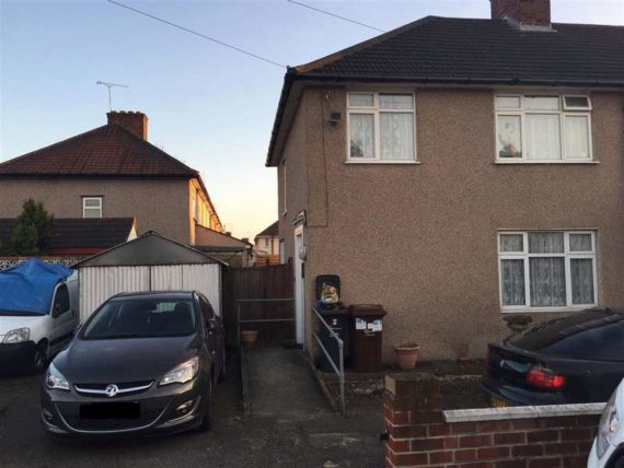 3 Bedroom End of Ter...